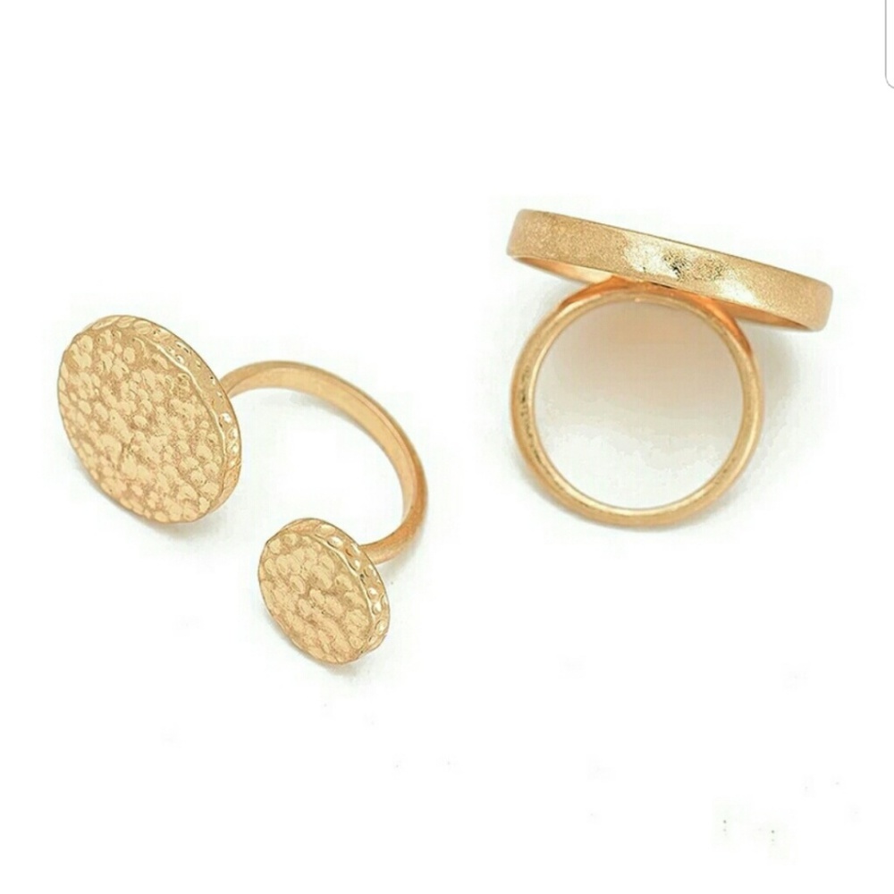 💥SOLD💥Hammered Boho Ring Set - Picture 4 of 8
